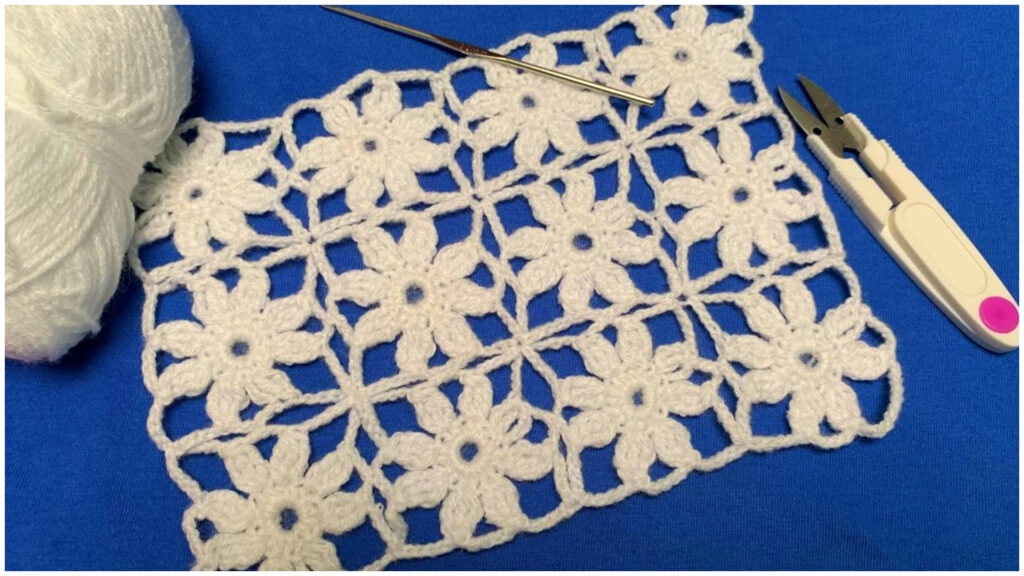 Hermosas flores tejidas a crochet paso a paso con diseño de margaritas -  CURSOS GRATUITOS